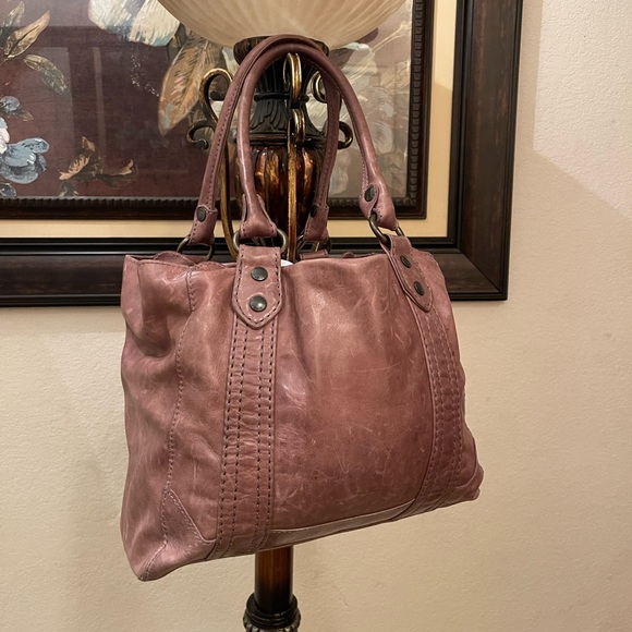 Frye please check all picture of condition - Picture 9 of 17